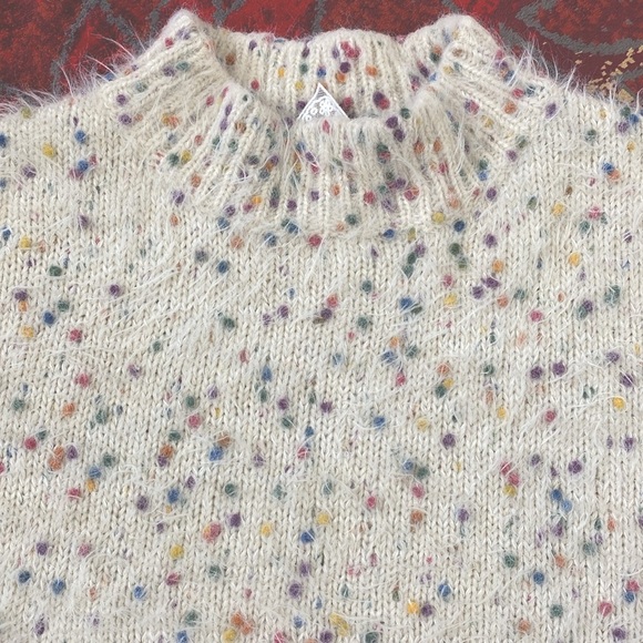 Twee Fuzzy Colorful Rainbow Sprinkle Knit Cream Sweater Medium Large - Picture 1 of 13